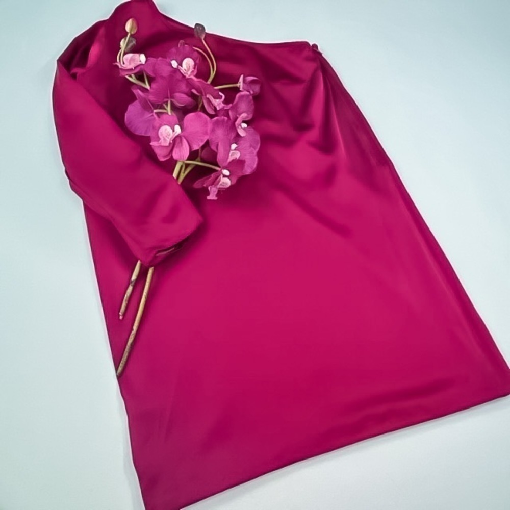 Stella McCartney One Shoulder Long Sleeve Fuschia Mini Dress SZ; EU 40/US 8